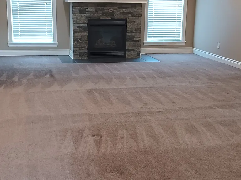 107 NW Michael Dr — Photo 2