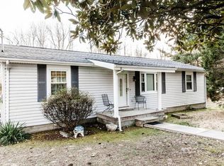 111 Angels Ln, Oliver Springs, TN 37840