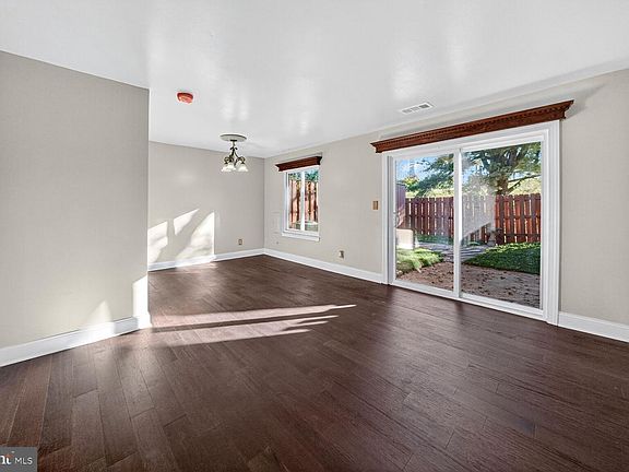 3rd image of 10022 Wedge Way