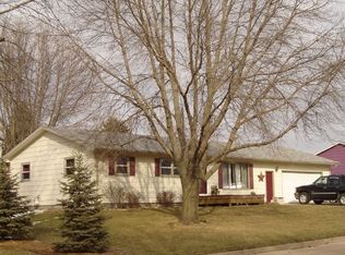 414 Elm Ave, Baltic, SD 57003