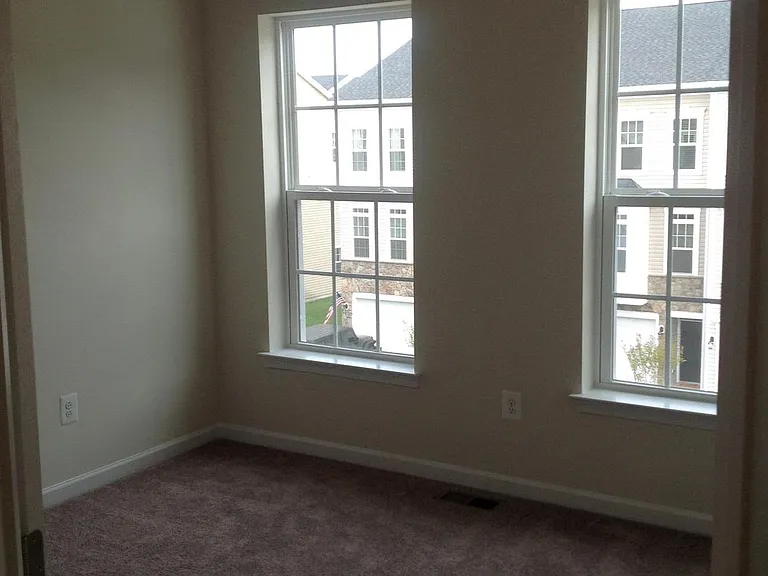 204 Upper Brook Ter — Photo 26