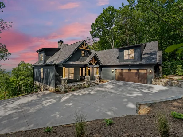 328 Thompson Rd, Taylors, SC 29687
