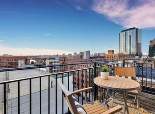 239 E Chicago St APT 709, Milwaukee, WI 53202