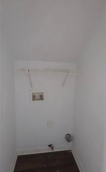 699 Smith St SW — Photo 10