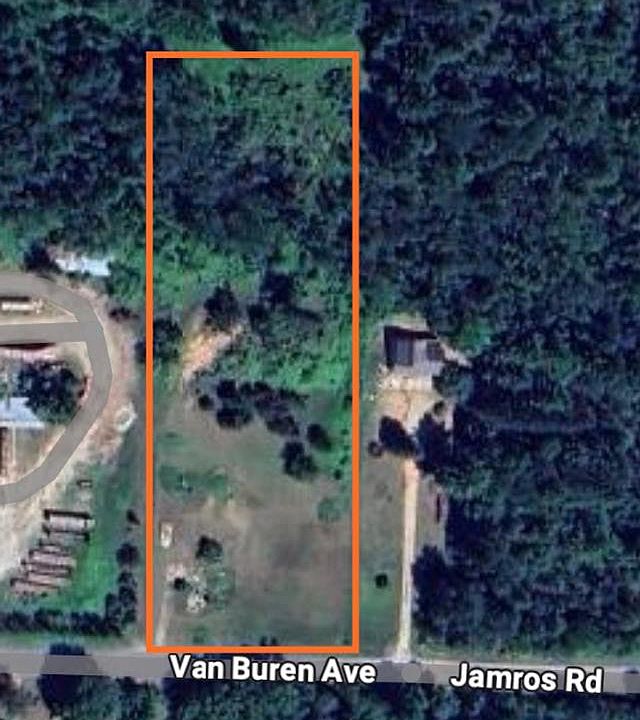 2nd image of 120 Van Buren Ave