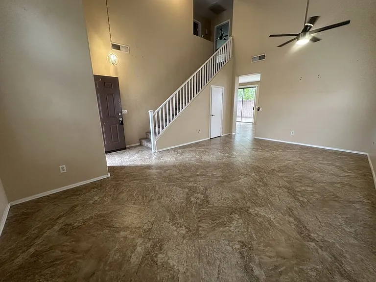 8927 E Crescent Ave — Photo 7