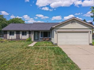 5261 Spinning Wheel Dr, Grand Blanc, MI 48439