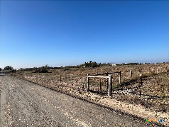 2nd image of 1306 County Road 201