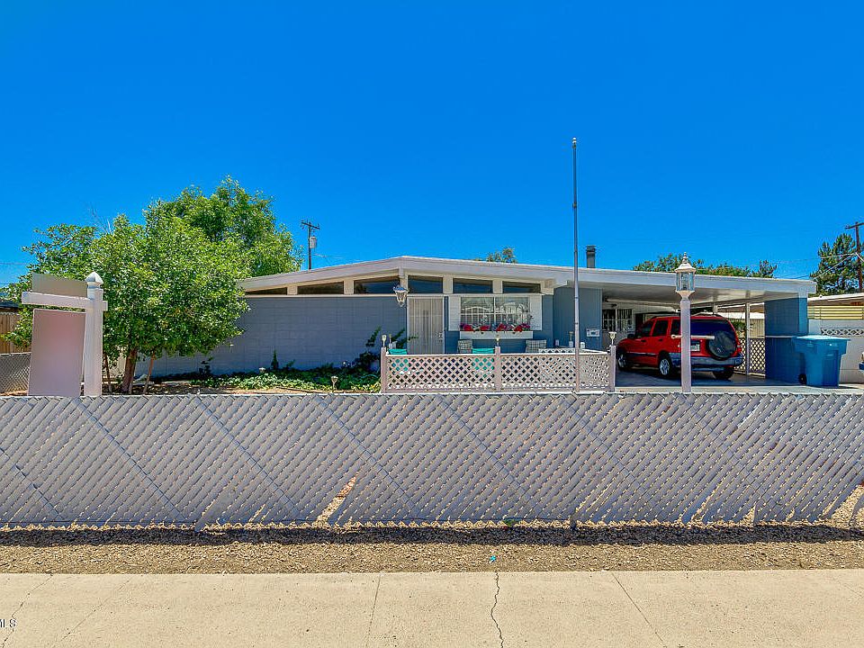 1st image of 3645 W Townley Ave