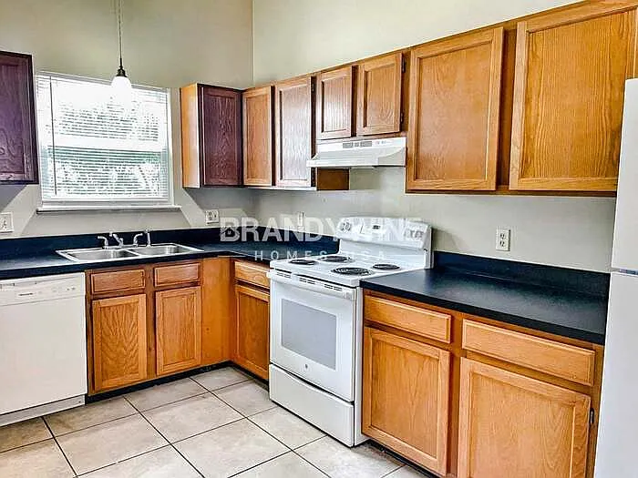 7658 Collins Ridge Blvd — Photo 4