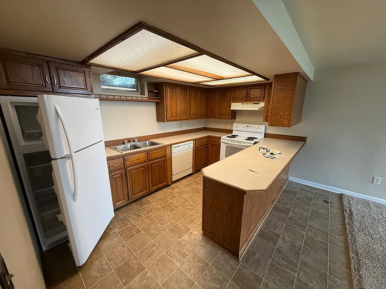 379 Hill Dr #3 — Photo 13