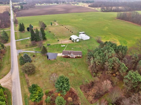 7312 Willard Rd, Millington, MI 48746