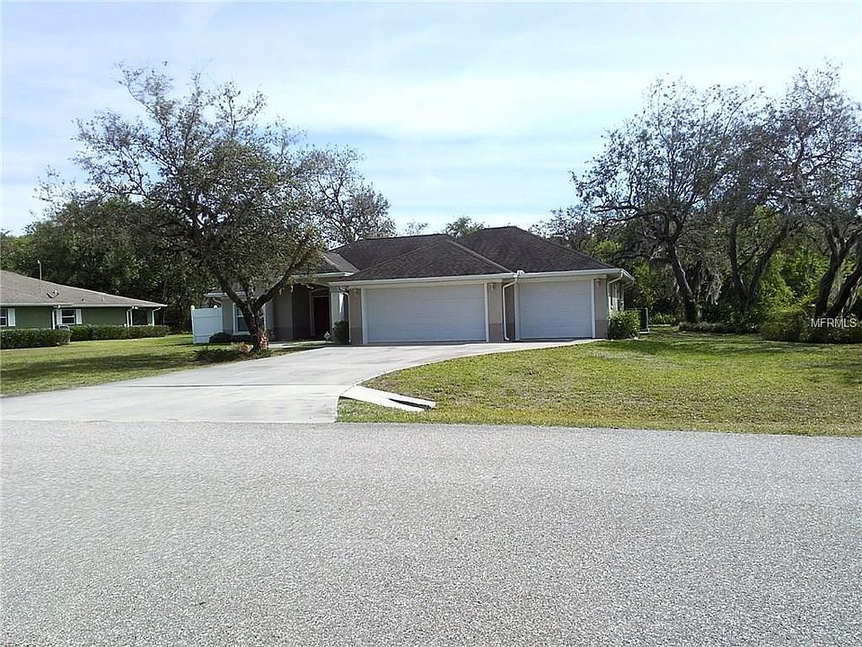 1st image of 1741 NE Voss Oaks Cir