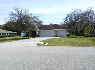 1741 NE Voss Oaks Cir, Arcadia, FL 34266