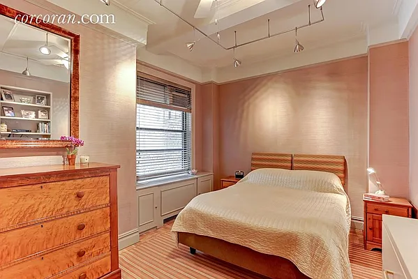 Sold by Corcoran | media 8