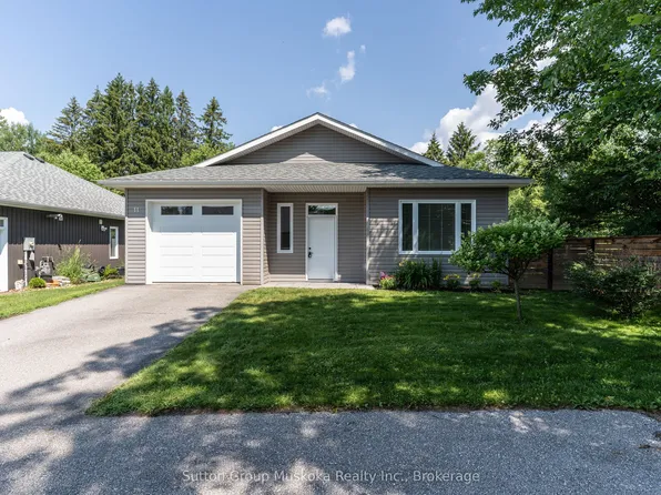 11 Autumn Ln #6, Huntsville, ON P1H 0C7