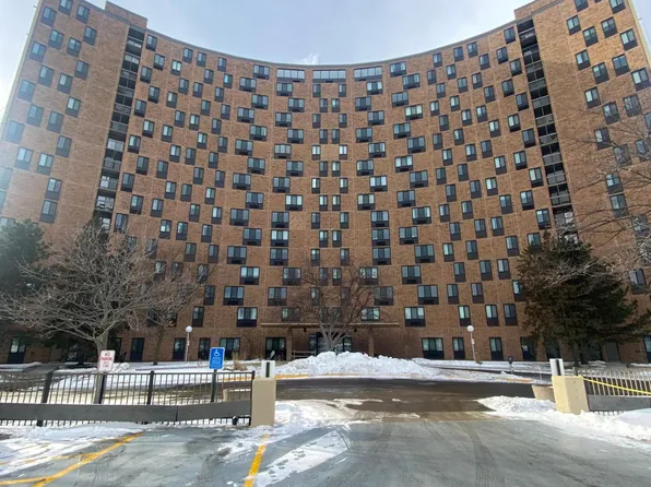 1181 Edgcumbe Rd APT 1007, Saint Paul, MN 55105