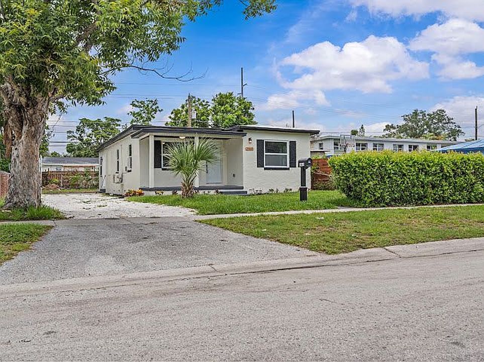 2465 16th Ave S - Property Image