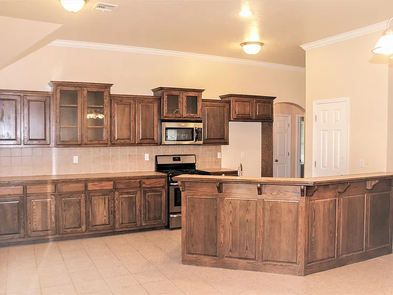 3328 E Fairmont St — Photo 5