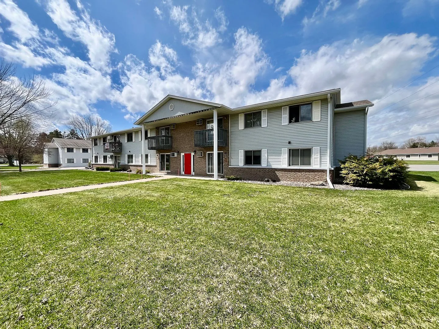 806 S State Street — Photo 1