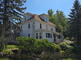 16 Davis St #3, Tyngsboro, MA 01879