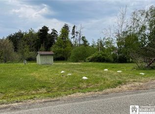 5350 Lowell Rd, Fredonia, NY 14063