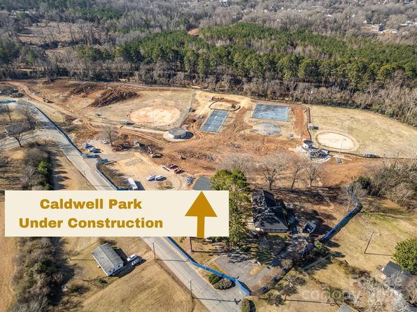 344 A Lincoln St, Concord, NC 28025
