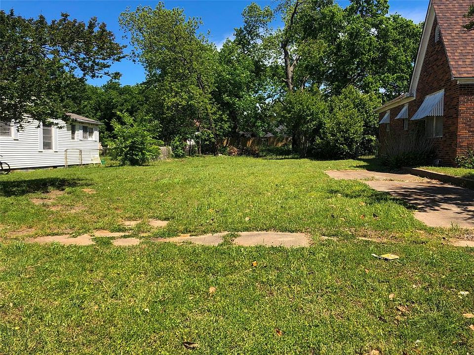 1st image of 415 E Woodard St Lot 16