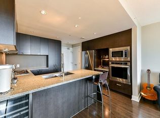 3008 Glen Dr #2605, Coquitlam, BC V3B0J5