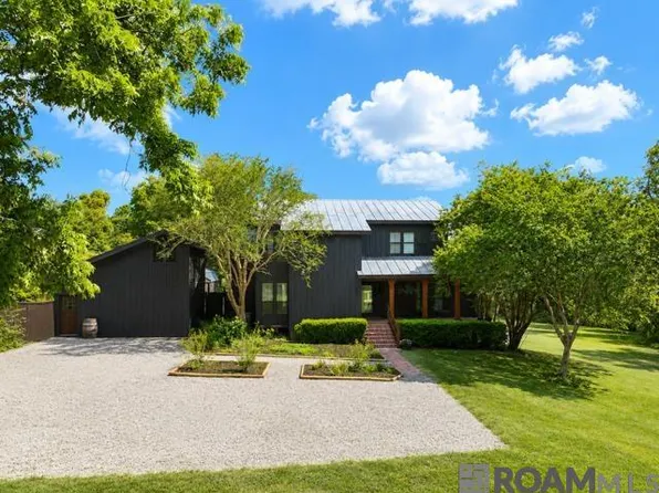 16488 E Spanish Oaks Ct, Prairieville, LA 70769