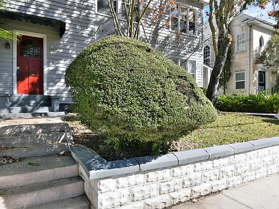 3rd image of 1609 Mallory St