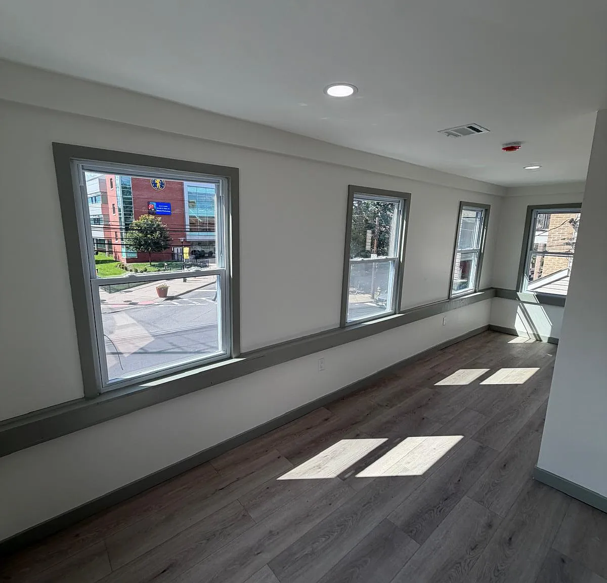 1 bed, $1,600 — Photo 3