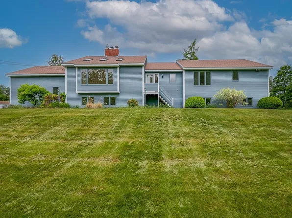 21 Nourse St, Westborough, MA 01581