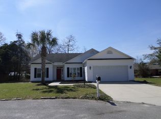4324 Woodbine St, Loris, SC 29569