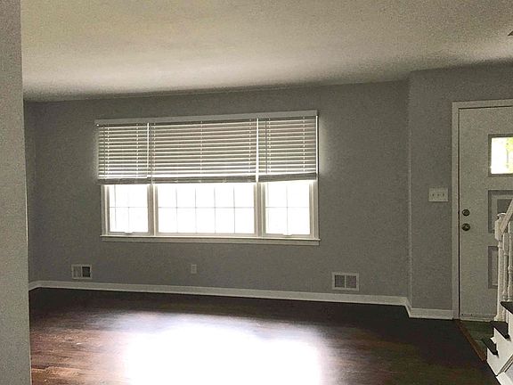 4th image of 8732 Marty Ln
