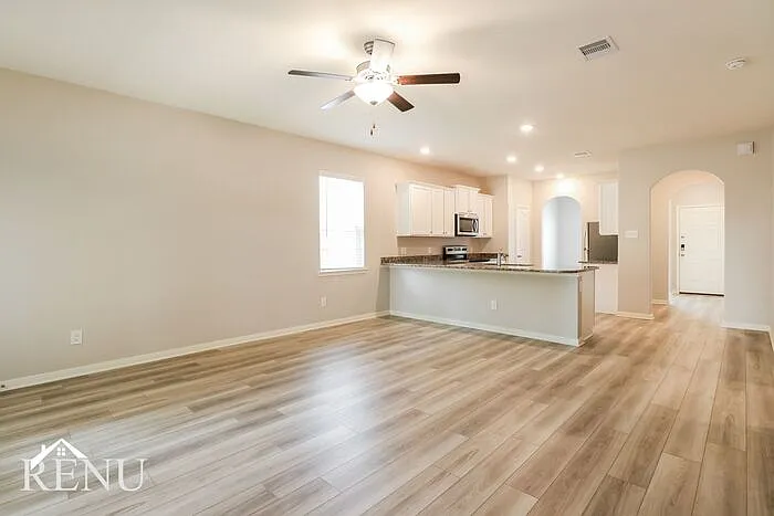 25402 Cypress Bend Dr — Photo 5