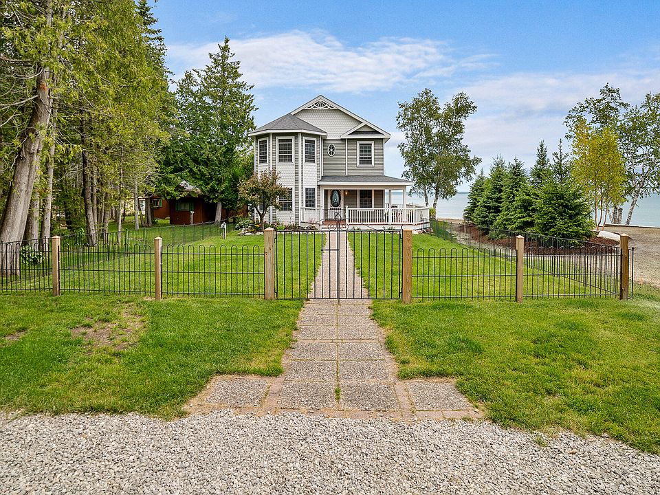 1058 Lakeside Dr, Mackinaw City, MI 49701 Zillow