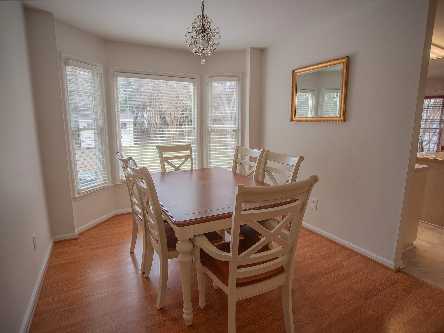 3 bed, 2.5 bath, 1489 sqft, $2,700 — Photo 4