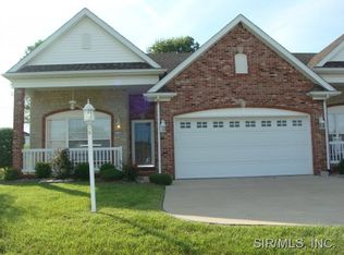 1702 Meyer Ct, Godfrey, IL 62035