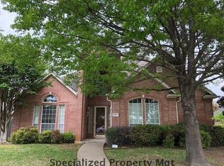 534 Queens Way, Grand Prairie, TX 75052