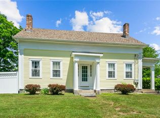 18 Dorr Dr, Glocester, RI 02814