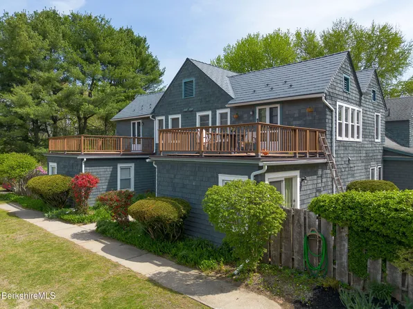 567 S Main St, Sheffield, MA 01257