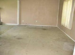 9807 Hummingbird St, La Porte, TX 77571