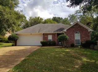 232 Cherry Bark Dr, Brandon, MS 39047