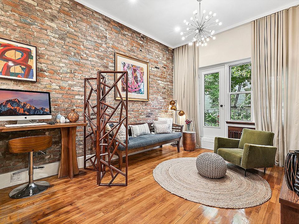 1st image of 11 Charlton St APT 3B