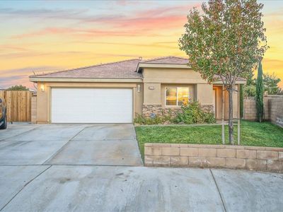 558 Cobb Rd, Lancaster, CA, 93535