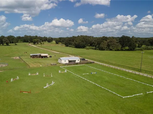 7459 NW 193rd St, Micanopy, FL 32667