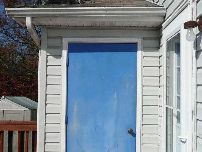 255 Waterford Ln — Photo 18