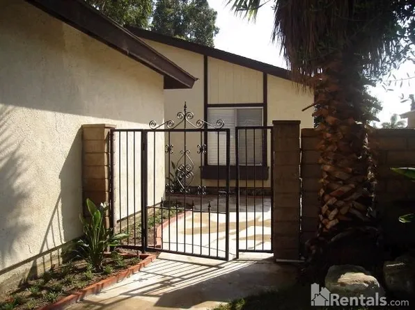 27502 Los Banos, Mission Viejo, CA 92691