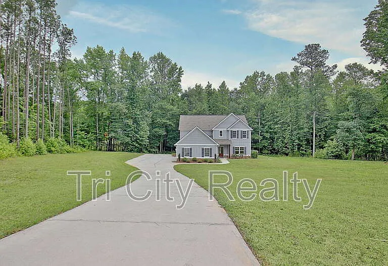 6230 Gordon Rd — Photo 1